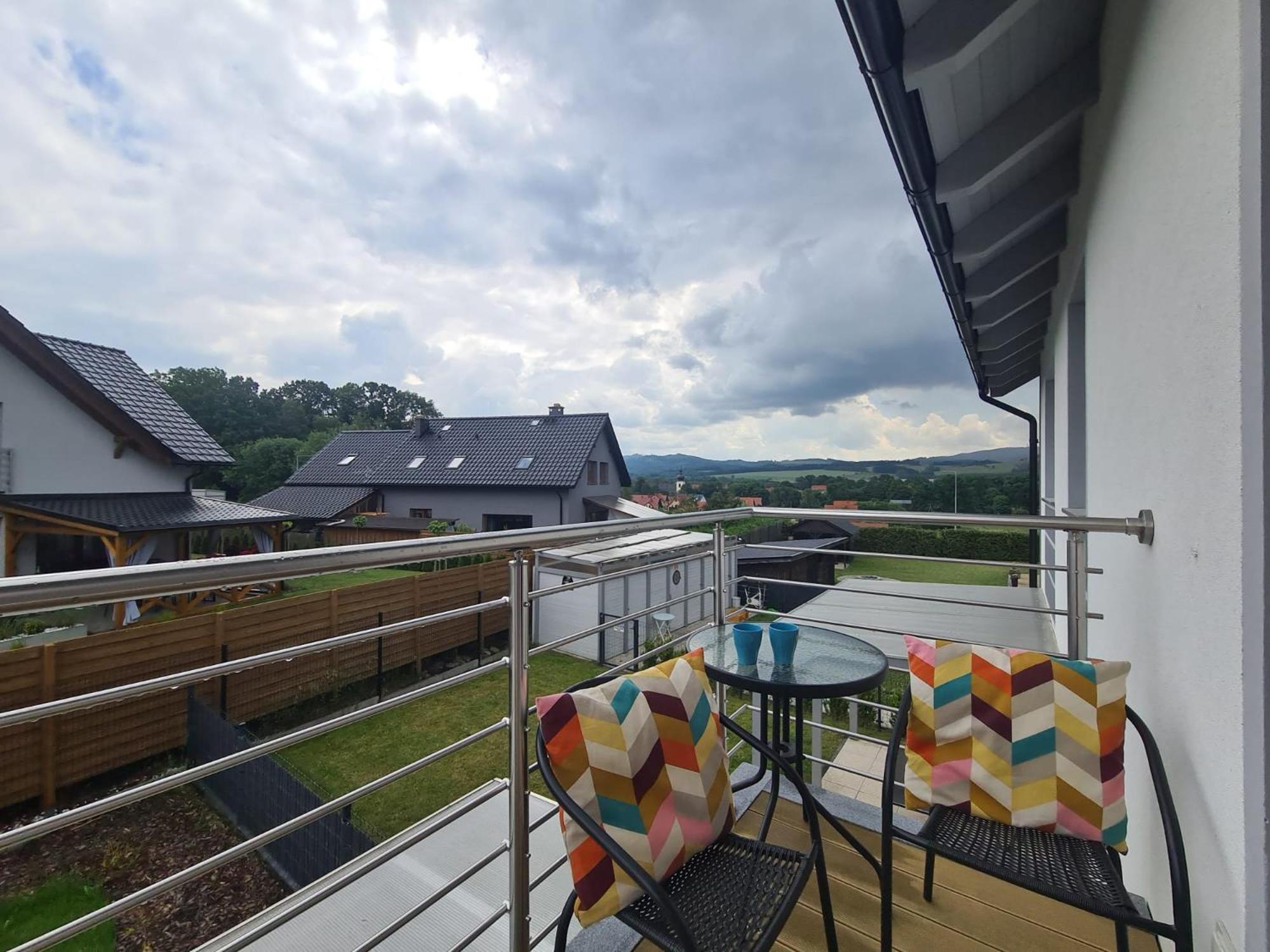 Apartamenty "La Villa" Superior II Z Dwoma Sypialniami, Balkonem, Parkingiem, Blisko Centrum Kudowa-Zdrój Buitenkant foto